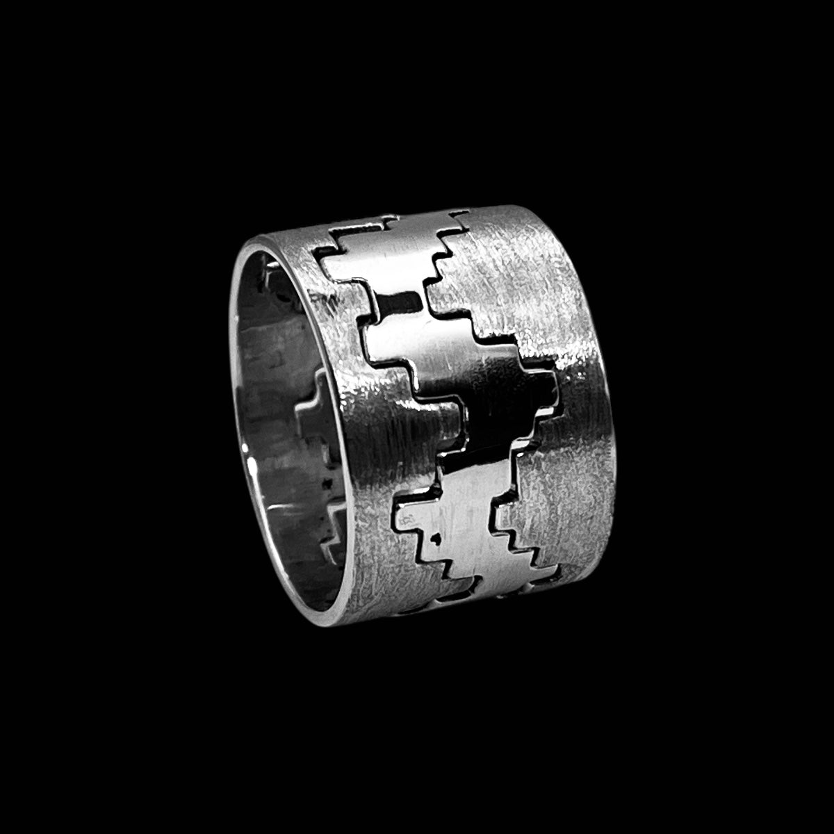 Triple Puzzle Rings - Small Steps