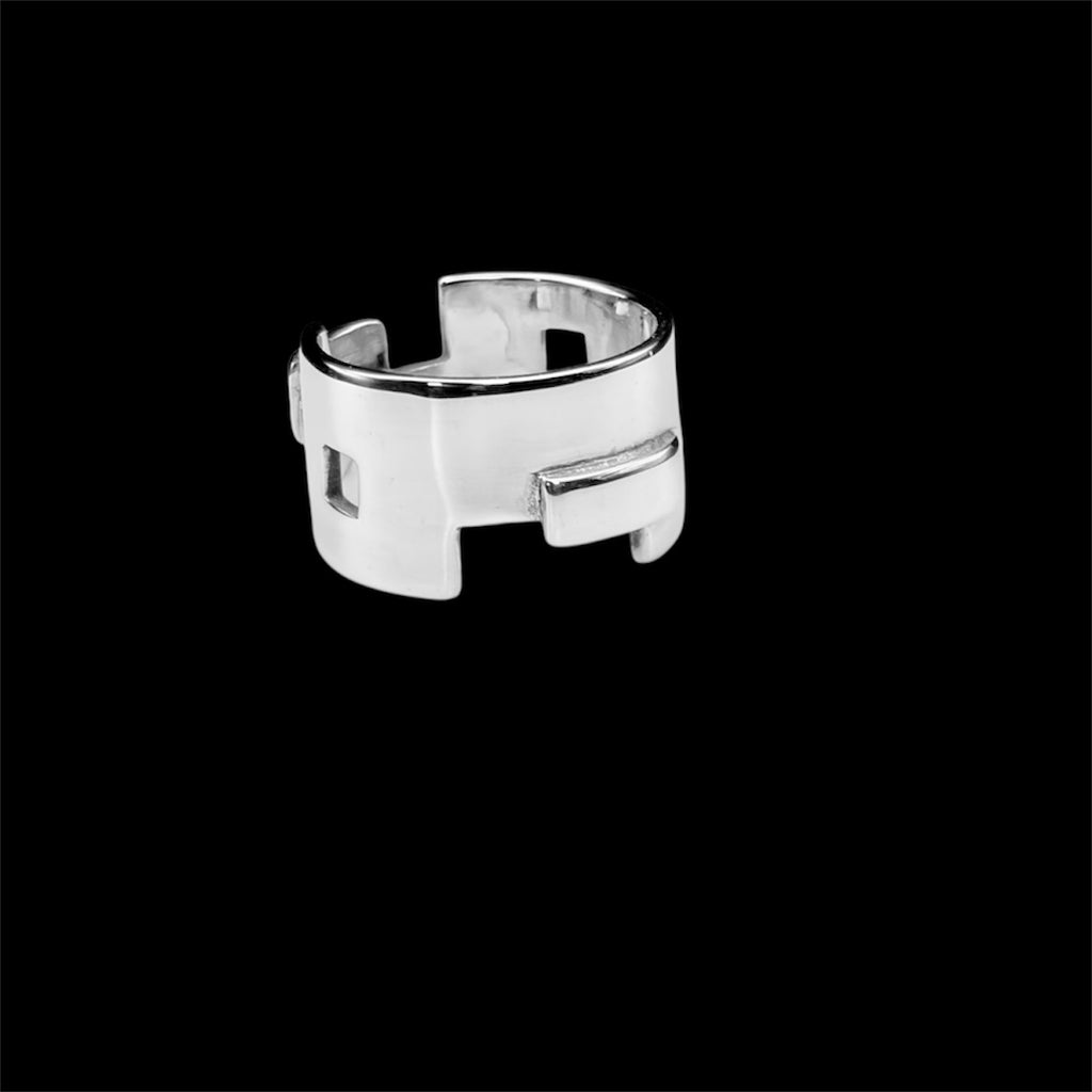 Keystone ring