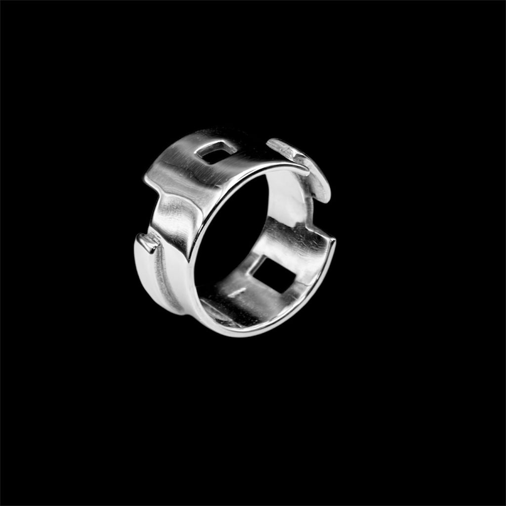 Keystone ring
